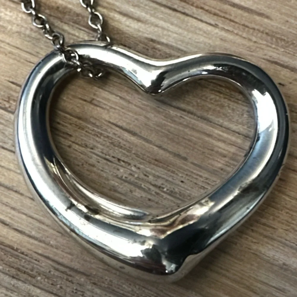 Tiffany & Co. Elsa Peretti Open Heart Necklace – Sterling Silver